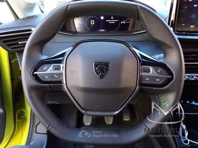 Peugeot 208 DEL 2025 S&amp;S 100CV 11.000 KM Oro usata Livorno