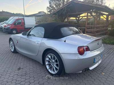 BMW Z4 2.2i BEN-GPL cat Roadster Grigio usata Cigognola