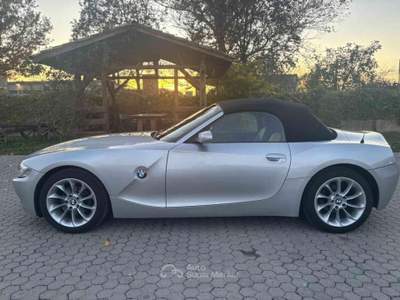 BMW Z4 2.2i BEN-GPL cat Roadster Grigio usata Cigognola