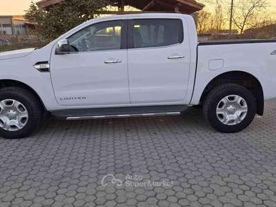 Ford Ranger DOUBLE CAB 2.2 TDCI 4X4 LIMITED UNICO PROP Bianco usata Cigognola