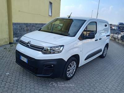 Citroen Berlingo van M 1.5 bluehdi 100cv S&amp;S Club 3p.ti Bianco usata Cigognola