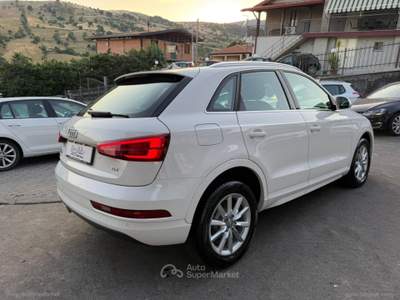 Audi Q3 Q3 2.0 TDI 120CV S TRONIC Bianco usata SANTA MARIA NUOVA