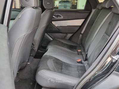 Land Rover Range Rover Velar Range Velar 2.0D I4 204 CV R-Dynamic Nero usata Altamura