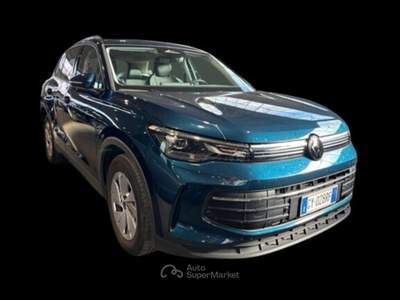 Volkswagen Tiguan DSG Life Blu/Azzurro usata Altamura