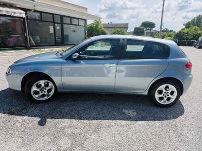 Alfa Romeo 147 1.6 B/Gpl 16v Distinctive 132.000km! Ok Neopatenta Grigio usata Villadose