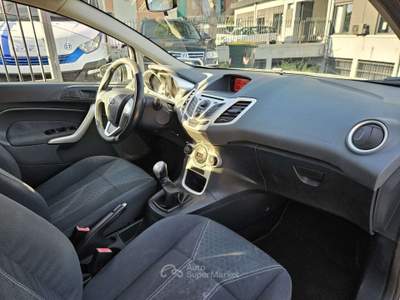 Ford Fiesta Fiesta 5p 1.6 tdci 95cv E5 Bianco usata Torino