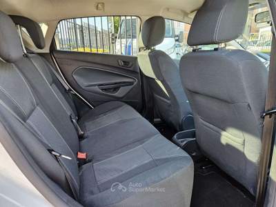 Ford Fiesta Fiesta 5p 1.6 tdci 95cv E5 Bianco usata Torino