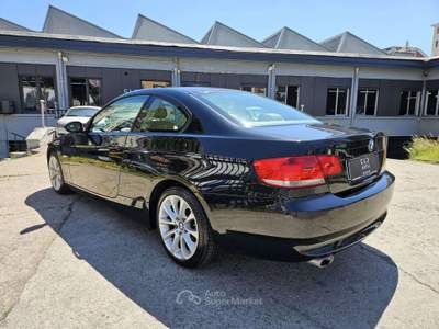 BMW Serie 3 320d 320 320d Coupe Attiva 177cv Nero usata Torino