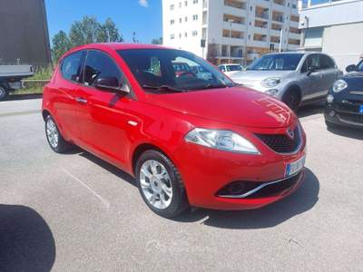 Lancia Ypsilon 1.2 BENZINA/GPL 69CV Rosso usata Pisa