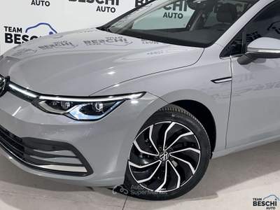Volkswagen Golf 2.0 TDI SCR 110KW Style DSG Grigio usata Lonato del Garda