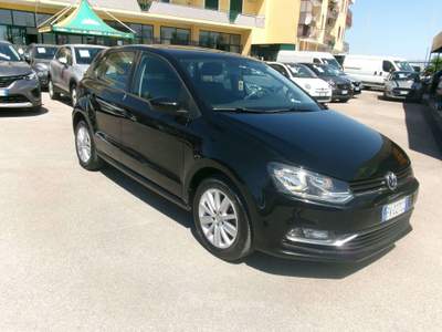 Volkswagen Polo POLO 1.0 MPI 75CV 5 PORTE COMFORTLINE EURO 6 Nero usata Giugliano in Campania