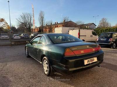Honda Accord Coupé 2.0i 16V V-TEC cat ES Verde usata Brescia