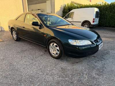 Honda Accord Coupé 2.0i 16V V-TEC cat ES Verde usata Brescia