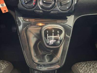 Lancia Ypsilon Ypsilon III 2019 1.2 Elefantino Blu SENZA OBBLIGO DI FINANZIAMENTO Bianco usata Terracina