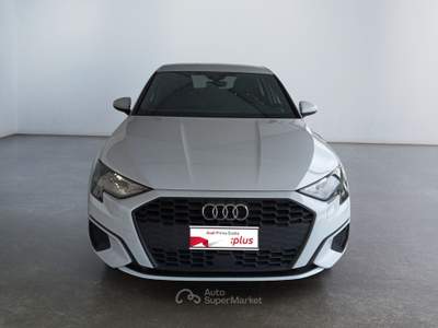 Audi A3 30 g-tron S tronic Business Bianco usata Lucca