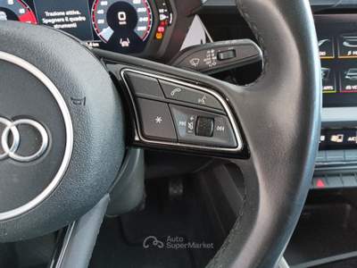 Audi A3 30 g-tron S tronic Business Bianco usata Lucca