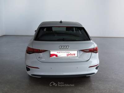 Audi A3 30 g-tron S tronic Business Bianco usata Lucca
