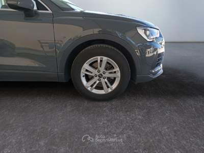 Audi Q3 2ª serie 35 TFSI S tronic Business Grigio usata Lucca