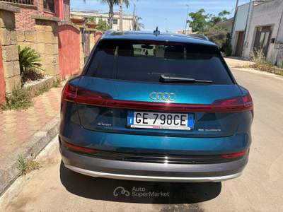 Audi e-tron Auto in perfette condizioni, non fumatore usata Miggiano