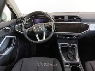 Audi Q3 2.0 35 TDI S Tronic Business Advanced Bianco usata Lucca