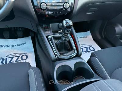 Nissan Qashqai Tekna Tetto Navi Led Camera Bianco usata Mesagne