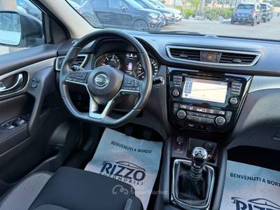 Nissan Qashqai Tekna Tetto Navi Led Camera Bianco usata Mesagne
