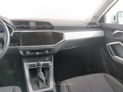 Audi Q3 35 TFSI S tronic Business Plus Bianco usata Lucca