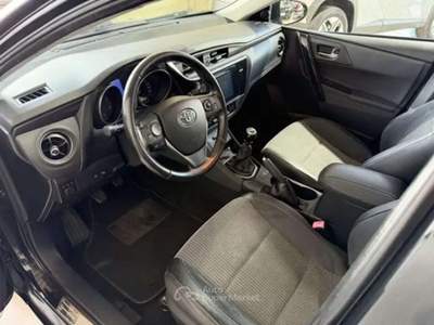 Toyota Auris 2.0 D-4D LOUNGE Argento usata Rho