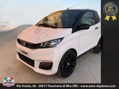 Aixam City 8cv Bianco usata Rho