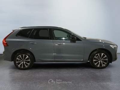 Volvo XC60 XC60 B4 (d) AWD automatico Plus Dark Grigio usata Lucca