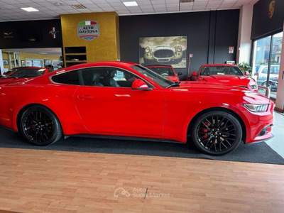 Ford Mustang Fastback 2.3 EcoBoost Automatica Full Rosso usata Rho