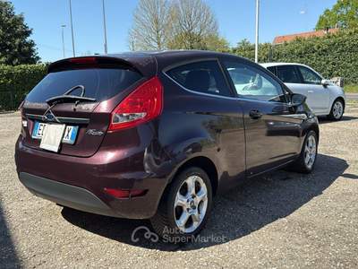 Ford Fiesta 3 porte Bz.- GPL Titanium Rosso usata Ravenna