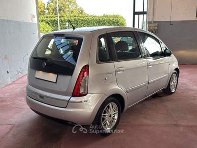 Lancia Musa Oro Plus Ecochic GPL Argento usata Ravenna