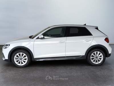 Audi A1 A1 allstreet 30 1.0 tfsi Business 116cv s tronic Bianco usata Lucca