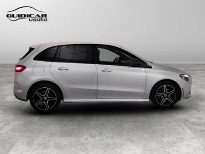 Mercedes-Benz Classe B 250 e Plug-In-Hybrid Advanced Plus AMG Line Speedshift DCT AMG 8G Argento usata Lucca