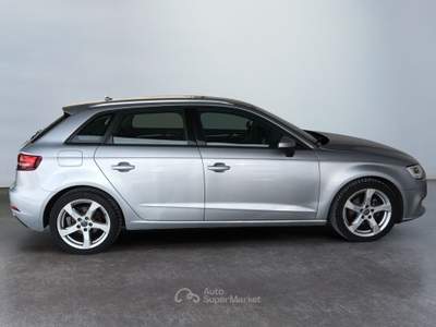 Audi A3 1.6 TDI Sport Argento usata Lucca