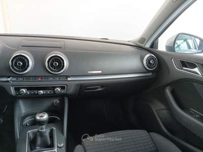 Audi A3 1.6 TDI Sport Argento usata Lucca