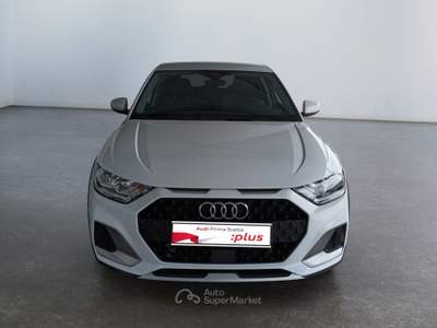 Audi A1 A1 allstreet 30 1.0 tfsi Business 116cv s tronic Bianco usata Lucca
