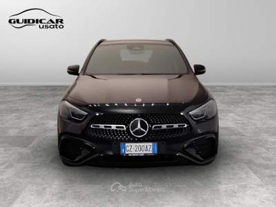 Mercedes-Benz GLA 200 D AMG Line Advanced Plus 8G-DCT Nero usata Lucca