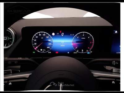 Mercedes-Benz GLA 200 D AMG Line Advanced Plus 8G-DCT Nero usata Lucca
