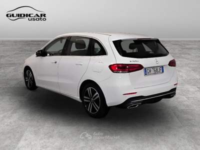Mercedes-Benz Classe B 180 D Sport Plus 8G-DCT Argento usata Lucca