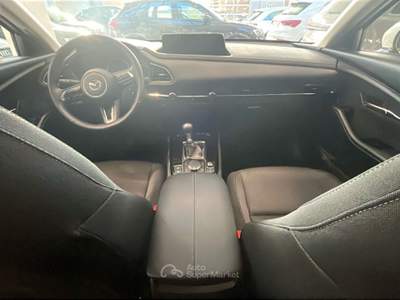 Mazda CX-30 e-Skyactiv-G M Hybrid 2WD Centre Line Bianco usata Lucca