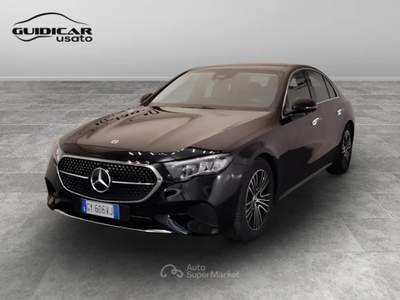 Mercedes-Benz Classe E 200 d Advanced 9G-Tronic Nero usata Lucca