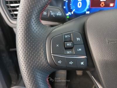 Ford Kuga 3ª serie 1.5 EcoBlue 120 CV 2WD ST-Line Design Nero usata Lucca