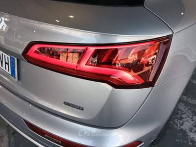 Audi Q5 2ª serie 40 TDI quattro S tronic Business Sport Argento usata Lucca