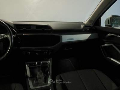 Audi Q3 Q3 35 TDI S tronic Business Bianco usata Lucca