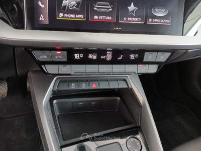 Audi A3 30 g-tron S tronic Business Nero usata Lucca