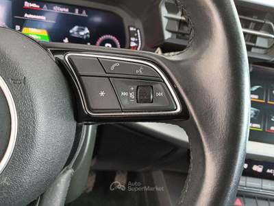 Audi A3 30 g-tron S tronic Business Nero usata Lucca