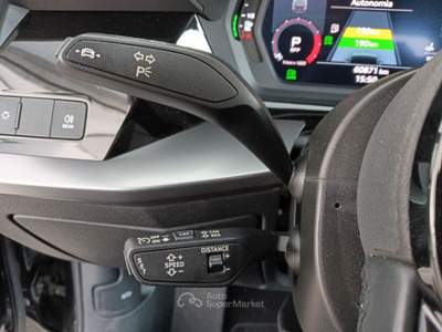 Audi A3 30 g-tron S tronic Business Nero usata Lucca
