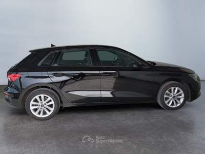 Audi A3 30 g-tron S tronic Business Nero usata Lucca